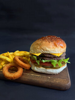 Double Köfte Cheese Burger görseli