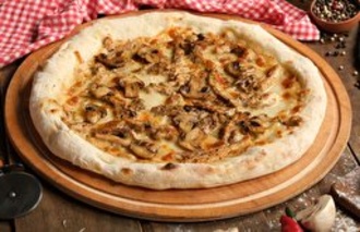 Tavuklu Sezar Pizza (Büyük Boy) görseli