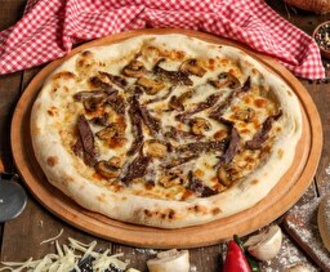 Etli Sezar Pizza (Büyük Boy) görseli