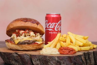 Classic Burger Menü görseli