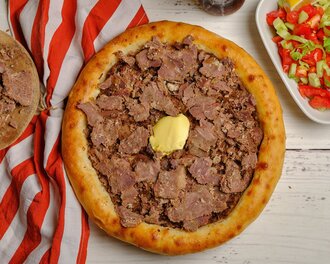 Kavurmalı Yuvarlak Pide görseli
