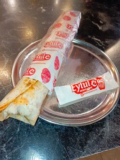 Tablacı Zurna Tavuk Döner Dürüm görseli