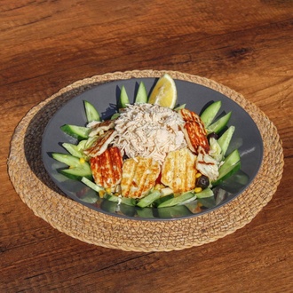 Izgara Hellim Salatası görseli