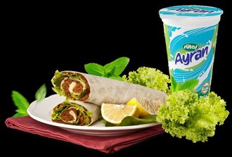 Çiğ Köfte 100 Gr Dürüm & Ayran 200 Ml Boll Malzemeli görseli
