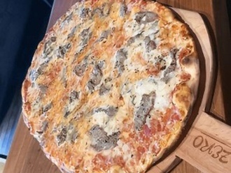 Steak & Blue Cheese Pizza (Corto) görseli