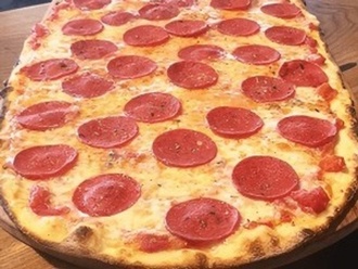 Pepperoni Pizza (Corto) görseli
