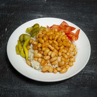 Pilav Üzeri Kuru Fasulye görseli