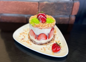 Çilekli Prenses görseli