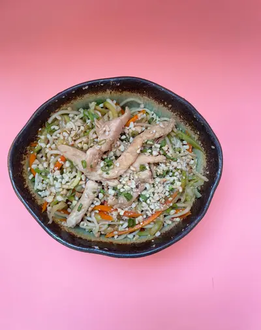 Thai Usulü Yer Fıstıklı Noodle / Thai Peanut Noodle görseli