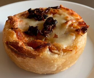 Kiş ( Kuru Domatesli) görseli