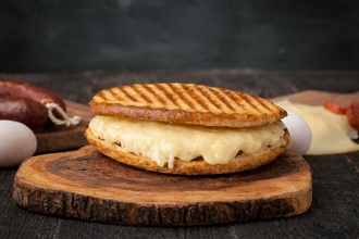 Kaşarlı Tost görseli