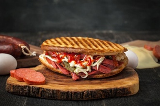 Etobur Tost görseli