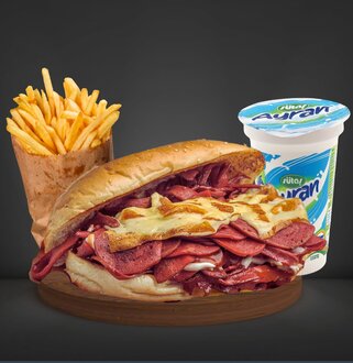 Etobur Double Karışık Sandviç Ayran Menü görseli