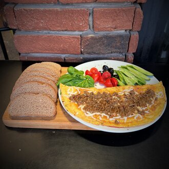 Kıymalı Kaşarlı Omlet Tabağı Menü görseli
