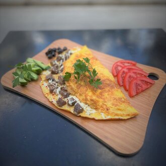 Kavurmalı Kaşarlı Omlet Tabağı Menü görseli