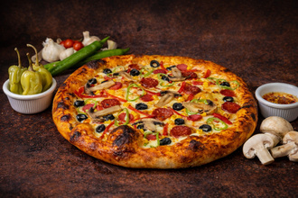 Karışık Pizza (Büyük Boy) görseli