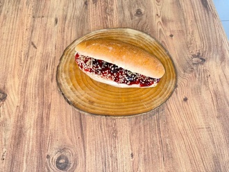 Çilek Reçelli Sandviç görseli