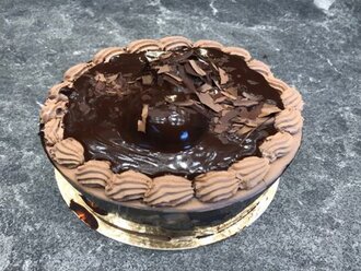 Profiterollü Pasta (No. 1) (6-8 Kişilik) görseli