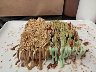 Karamel Fıstık Waffle görseli