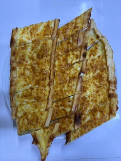 Kaşarlı Yumurtalı Pide görseli