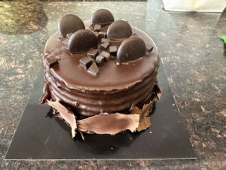 Çikolatalı Pasta (4 Kişilik) görseli