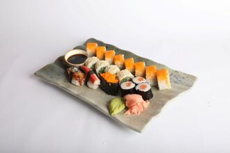 Sushi Set Menü 2 görseli