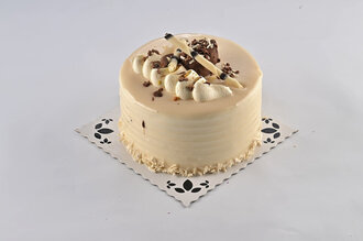 Fildişi Muzlu Pasta (4 - 6 Kişilik) görseli