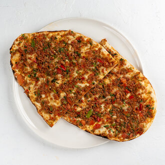 Antep Usulü Lahmacun görseli