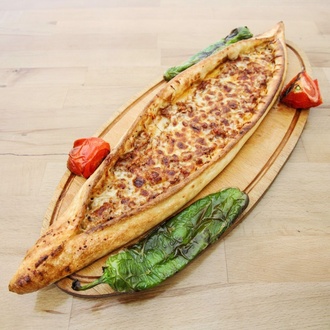 Sucuklu Peynirli Pide görseli