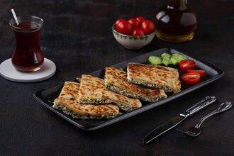 Peynirli Otlu Gözleme görseli