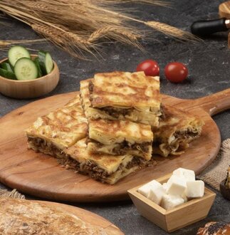 Kıymalı Su Böreği (500Gr) görseli