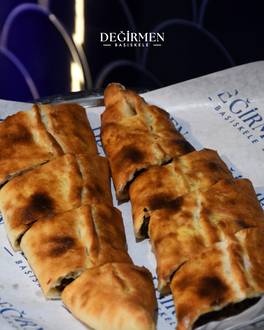Kıymalı Pide (Kapalı) görseli