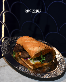 3/4 Ekmek Arası Izgara Köfte görseli