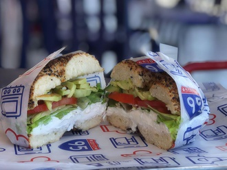 Avocado Bagel görseli
