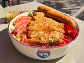 Tavuklu Salata görseli