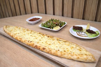 Kaşarlı Pide görseli
