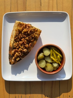 Çeyrek Ekmek Arası Kuzu Tandır Kokoreç görseli