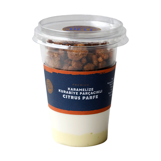 Karamelize Bisküvi Parçacıklı Cıtrus Parfe görseli