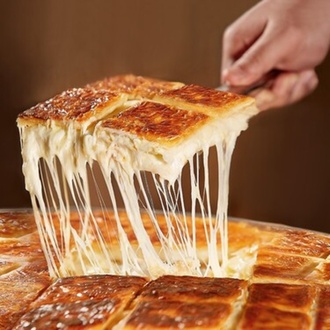 Bülent Börek Peynirli Tepsi (4,5 Kg) görseli