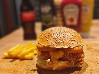 Sweetchili Chicken Burger görseli