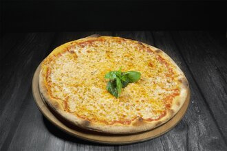 Margarita Pizza (30-32 Cm.) görseli
