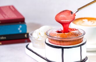 Ruby Çikolatalı Yaban Mersinli Sufle görseli
