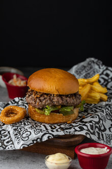 Deli Dana Burger görseli