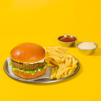 Falafel Burger Combo görseli