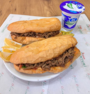 2'Li Ekmek Arası Et Tantuni Menü görseli