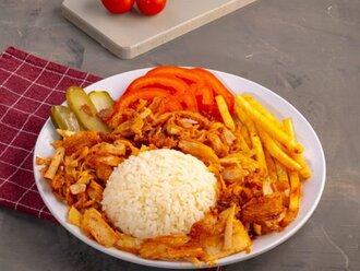 Pilav Üstü Tavuk Döner görseli
