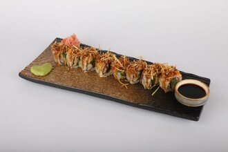 California Crunchy Roll (8 Pcs.) görseli