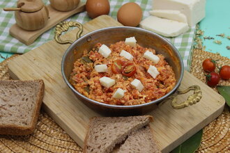 Organik Peynirli Menemen görseli