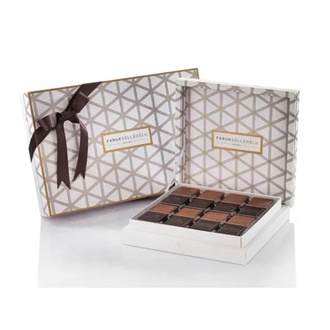 Madlen Çikolata (672 G) görseli