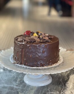 Muzlu Çikolatalı Pasta (6-8 Kişilik) görseli